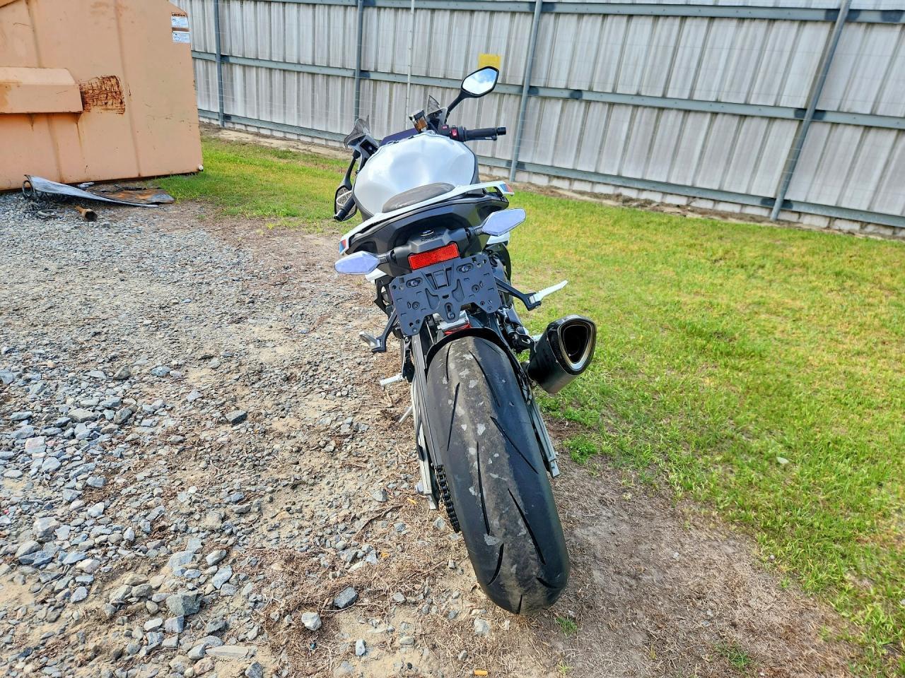 2025 BMW S 1000 Rr - Image 4