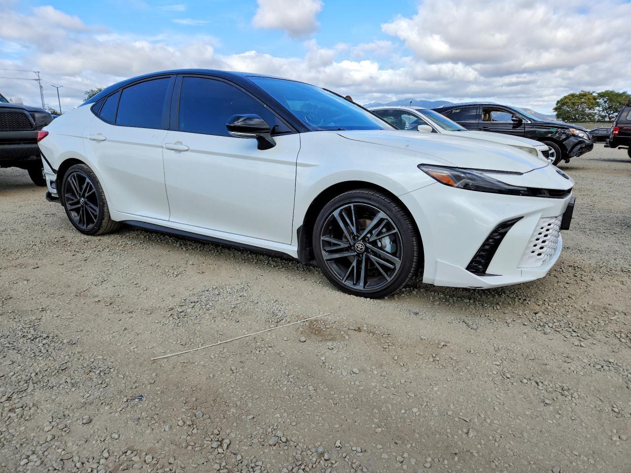 2025 Toyota Camry Xse - Image 4