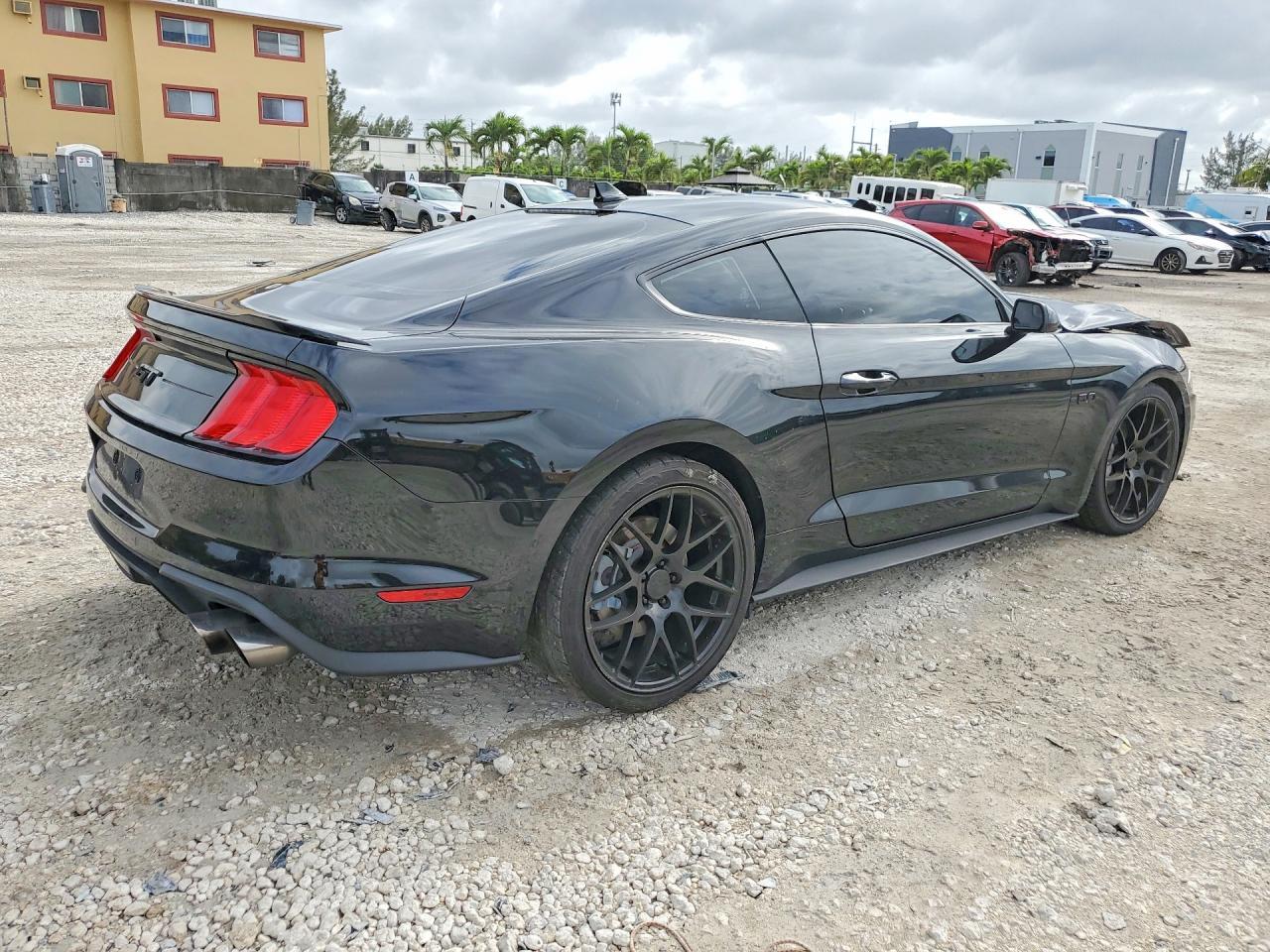 2020 Ford Mustang Gt - Image 3