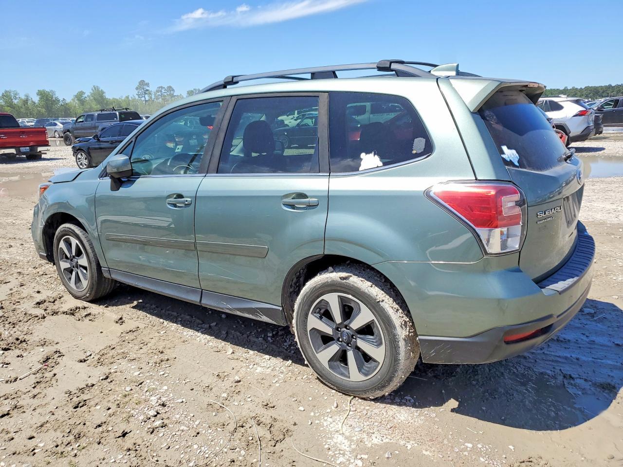 2018 Subaru Forester - Фото 2