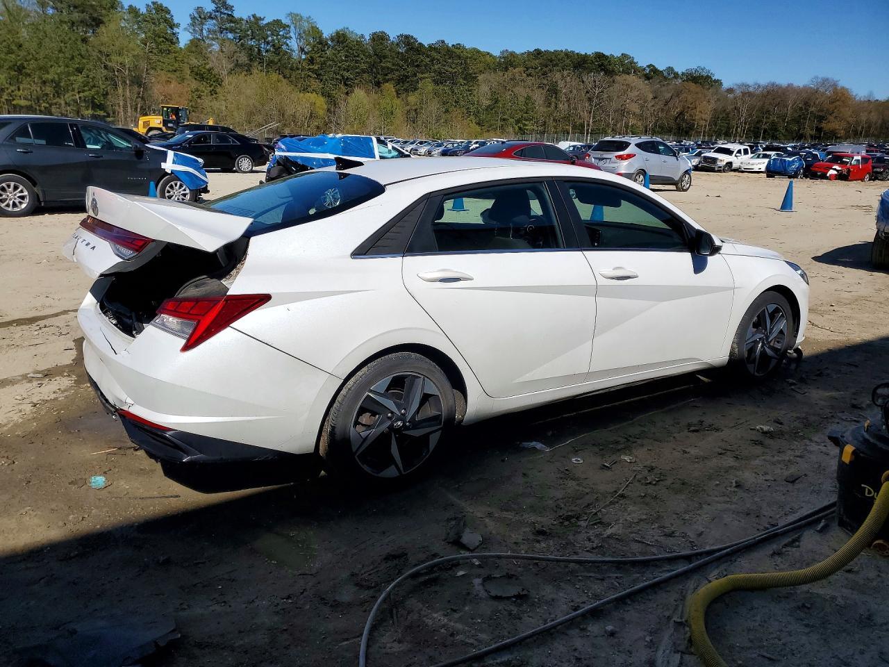2021 Hyundai Elantra Sel - Фото 3