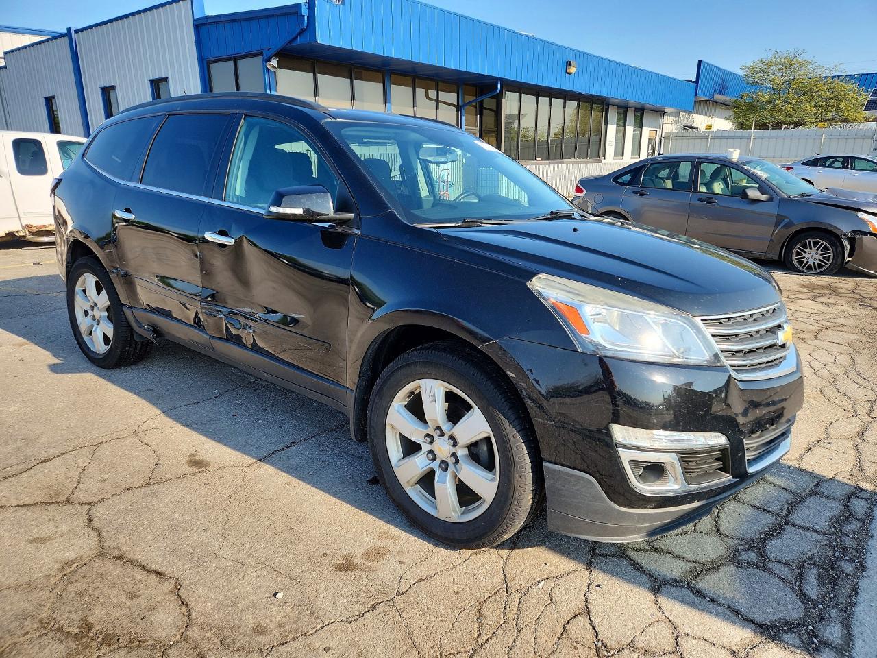 2017 Chevrolet Traverse Lt - Image 4