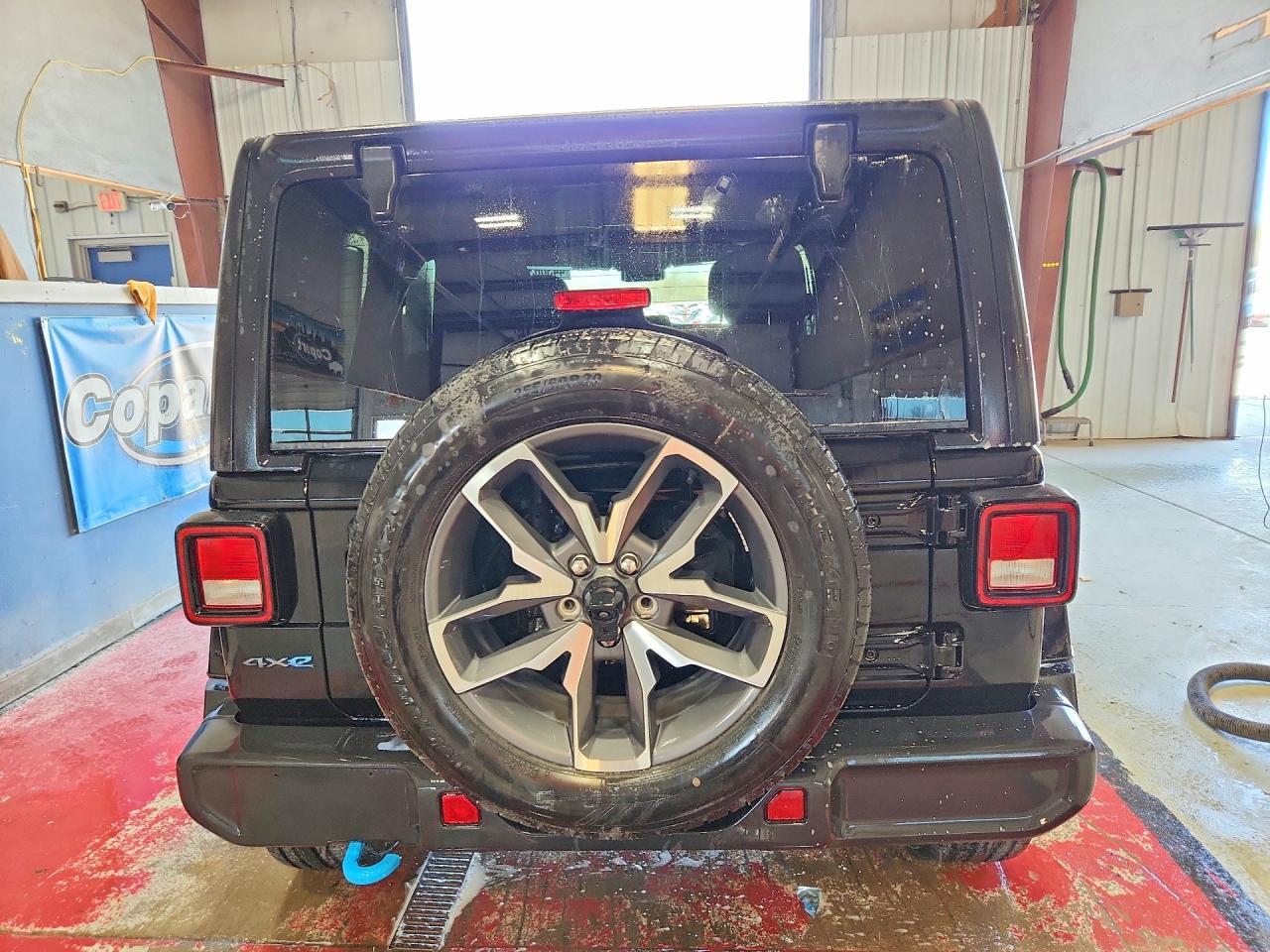 2024 Jeep Wrangler 4Xe - Фото 6