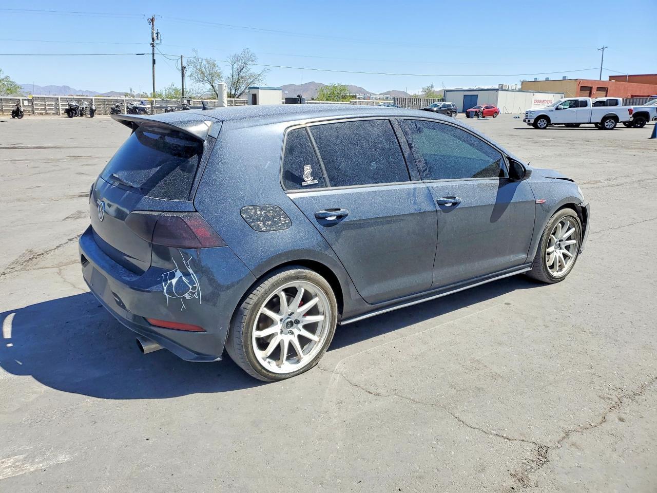 2018 Volkswagen Gti S - Фото 3