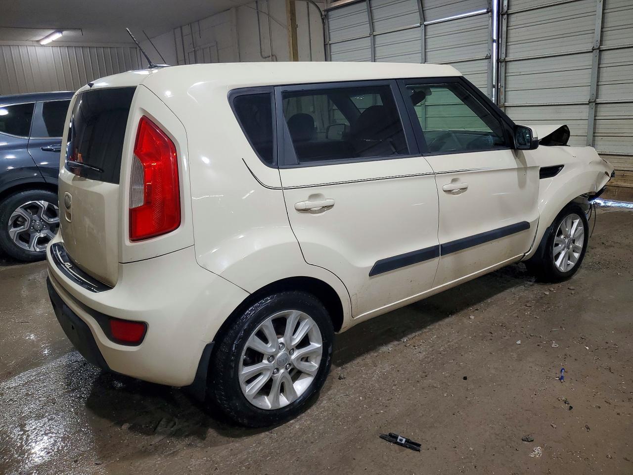 2013 Kia Soul + - Фото 3