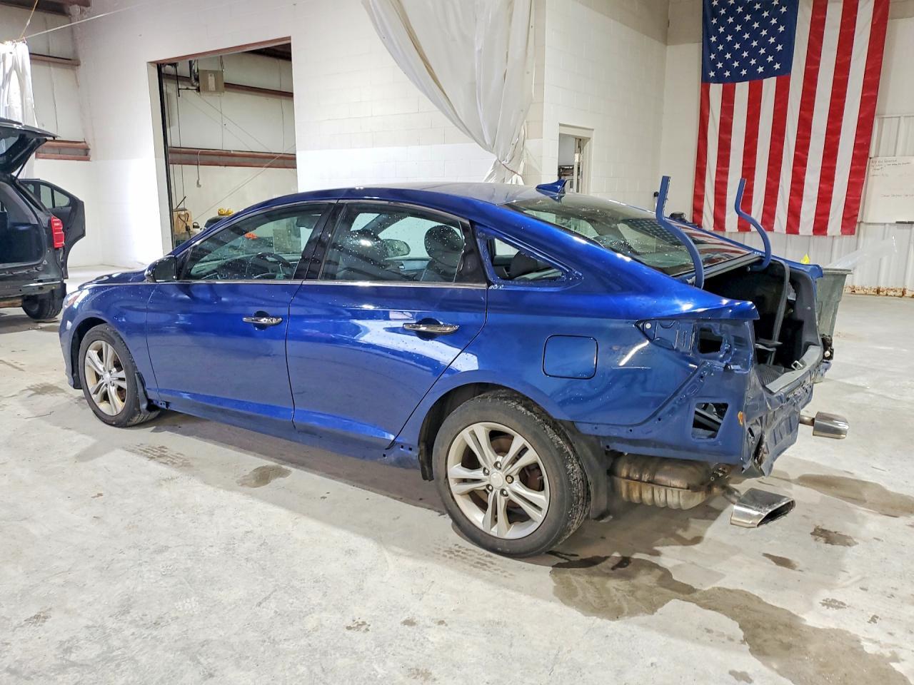 2019 Hyundai Sonata Sport - Фото 2