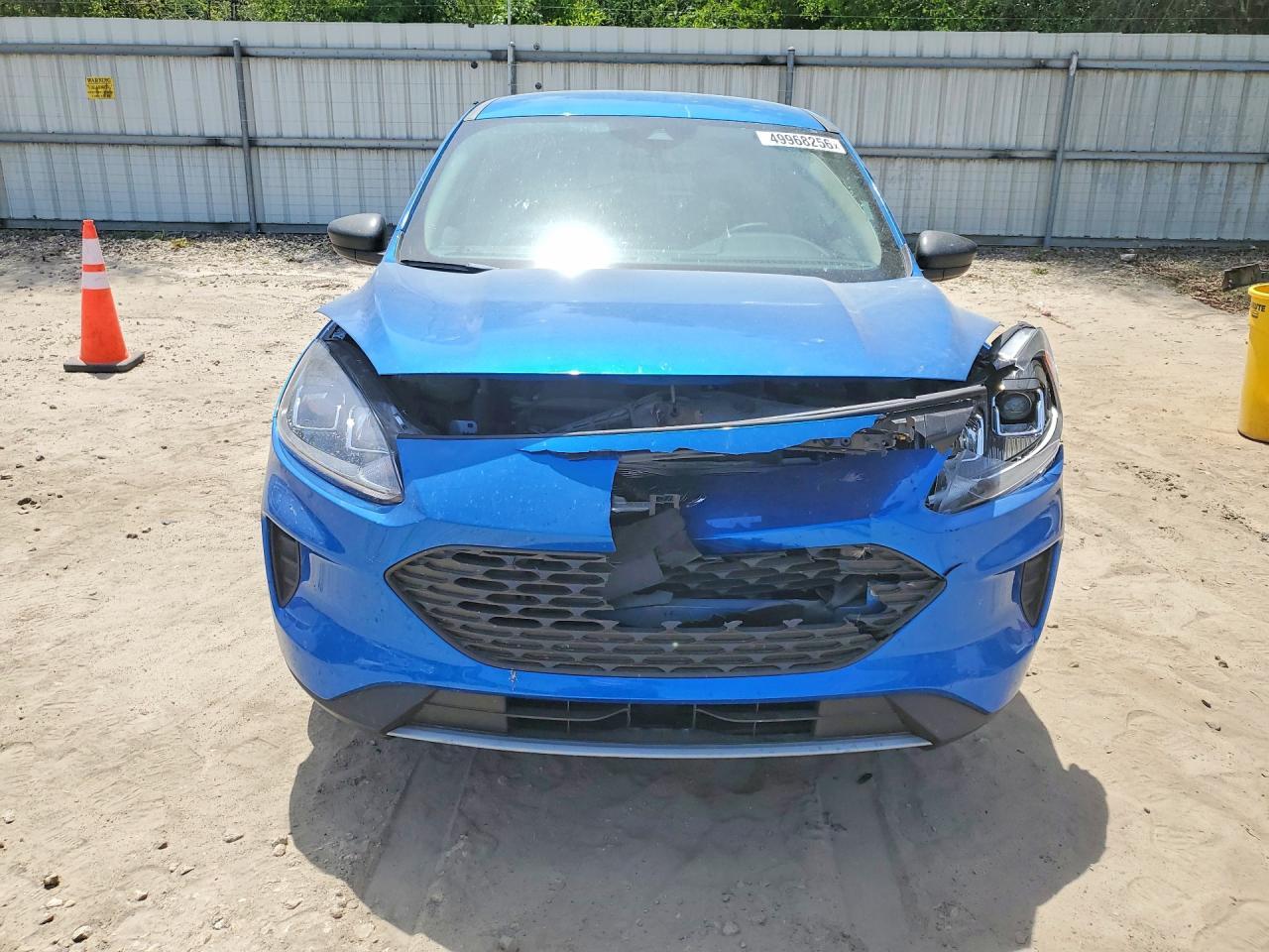 2020 Ford Escape S - Image 5