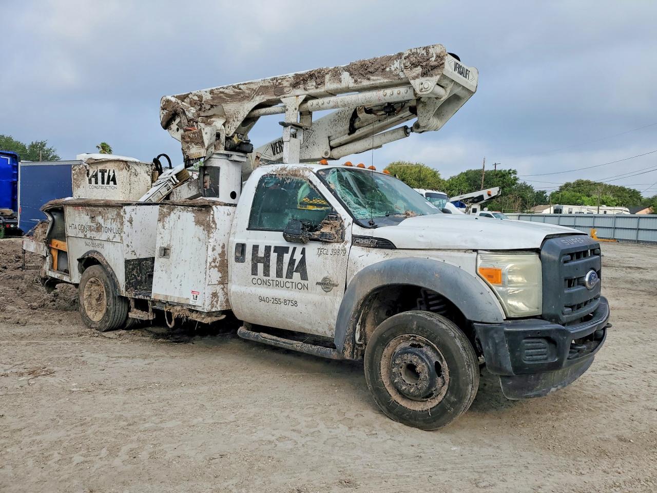 2012 Ford F550 Super Duty - Фото 4