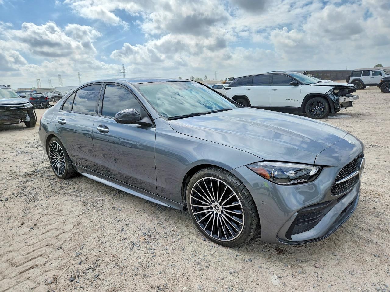 2024 Mercedes-Benz C 300 - Фото 4