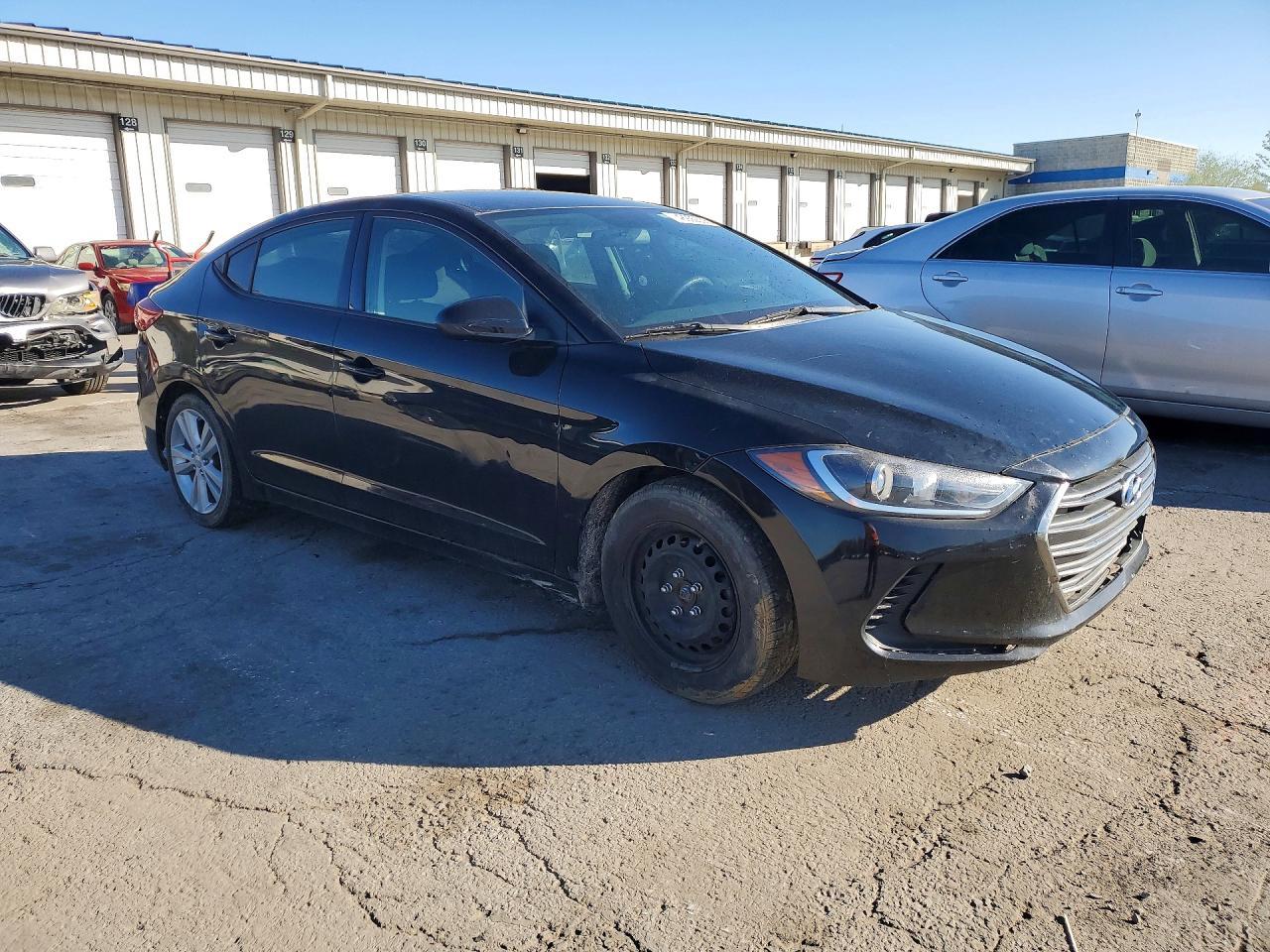 2018 Hyundai Elantra Se - Фото 4