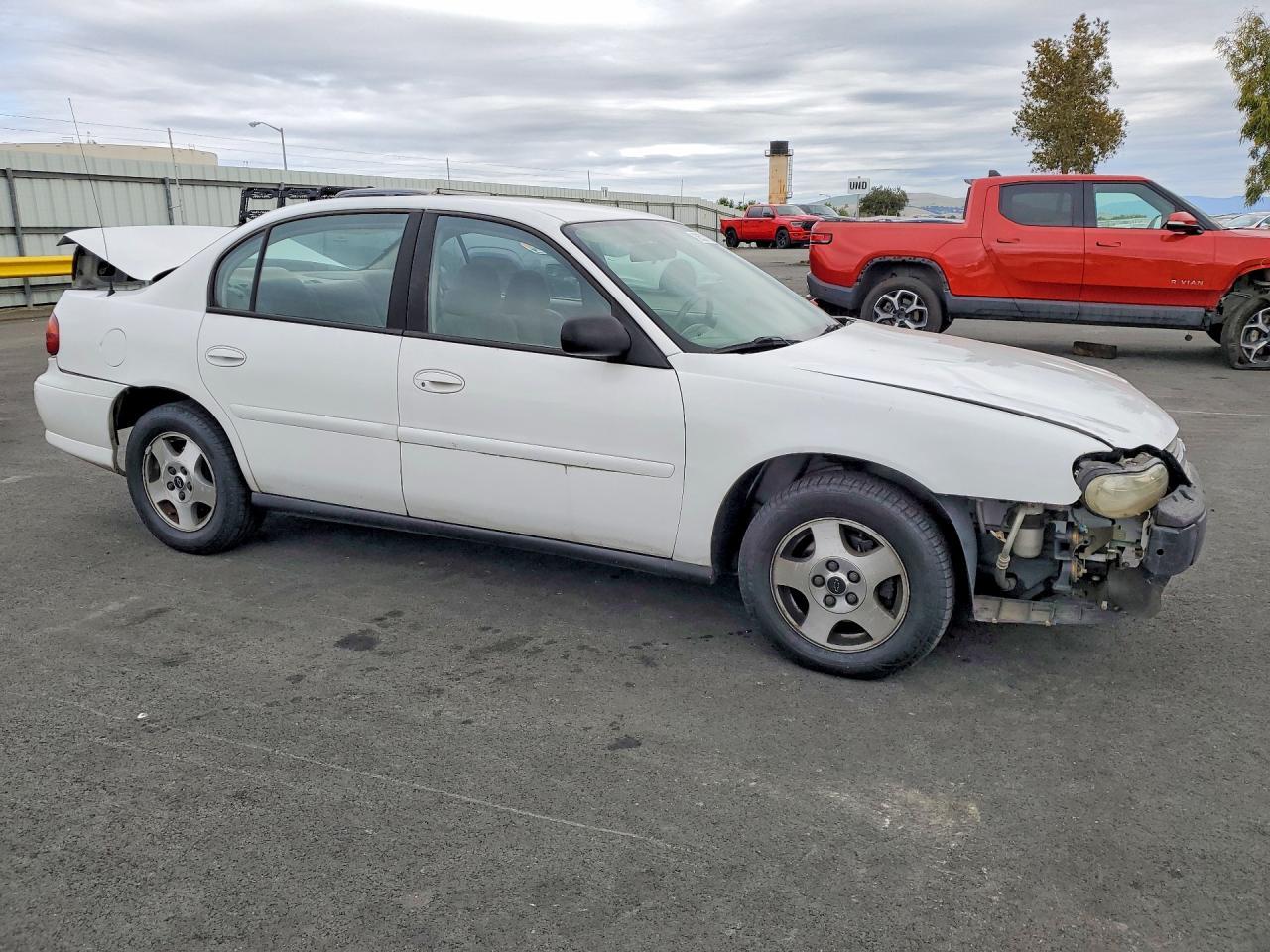 2004 Chevrolet Classic - Фото 4