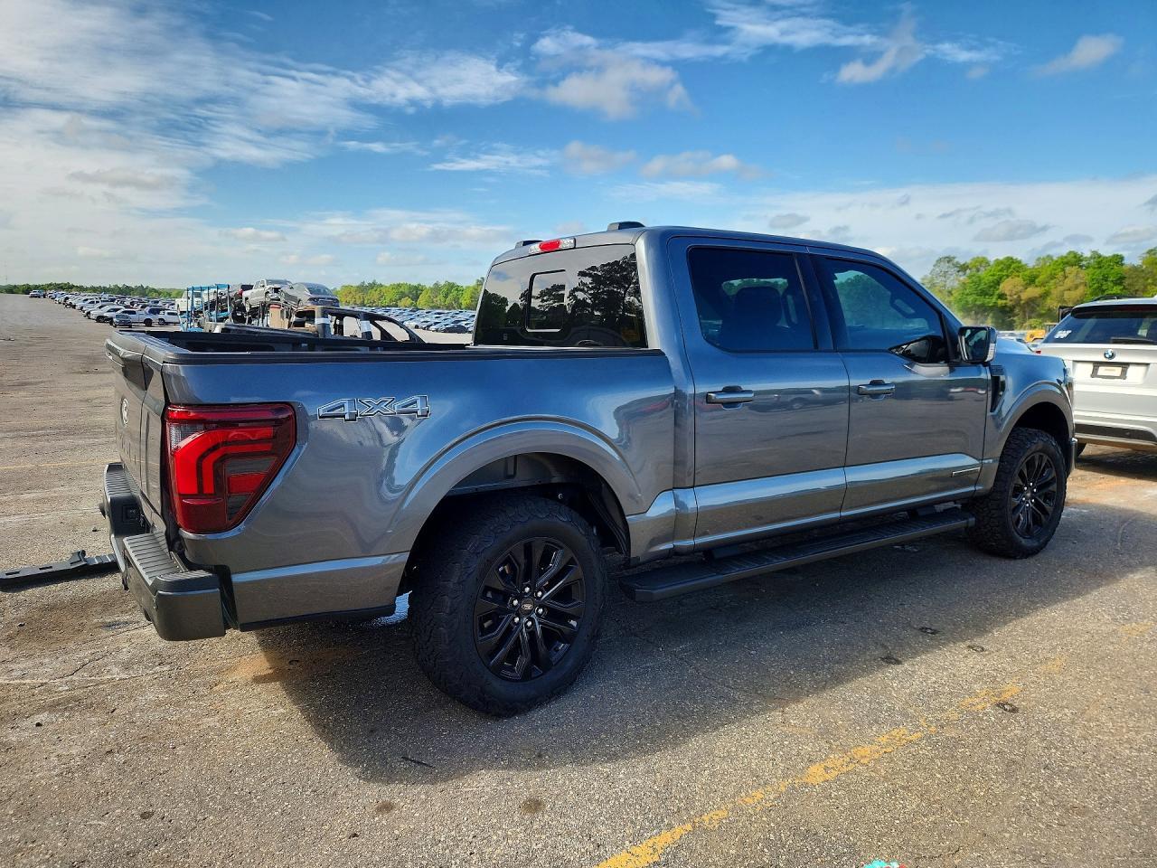 2025 Ford F150 Lariat - Image 3
