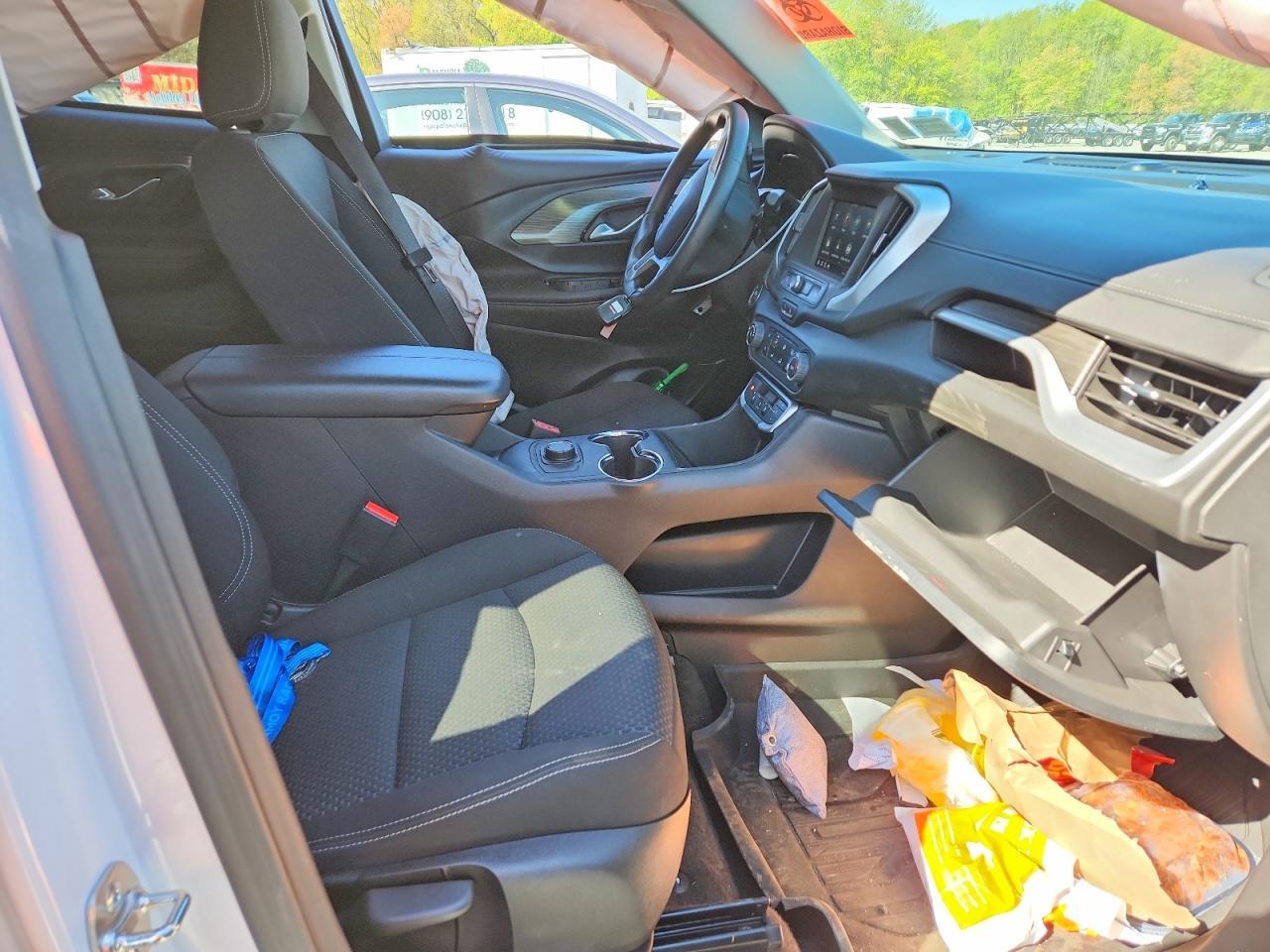 2024 GMC Terrain Sle - Image 7