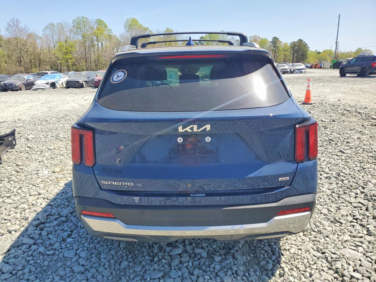 2024 Kia Sorento S - Фото 6