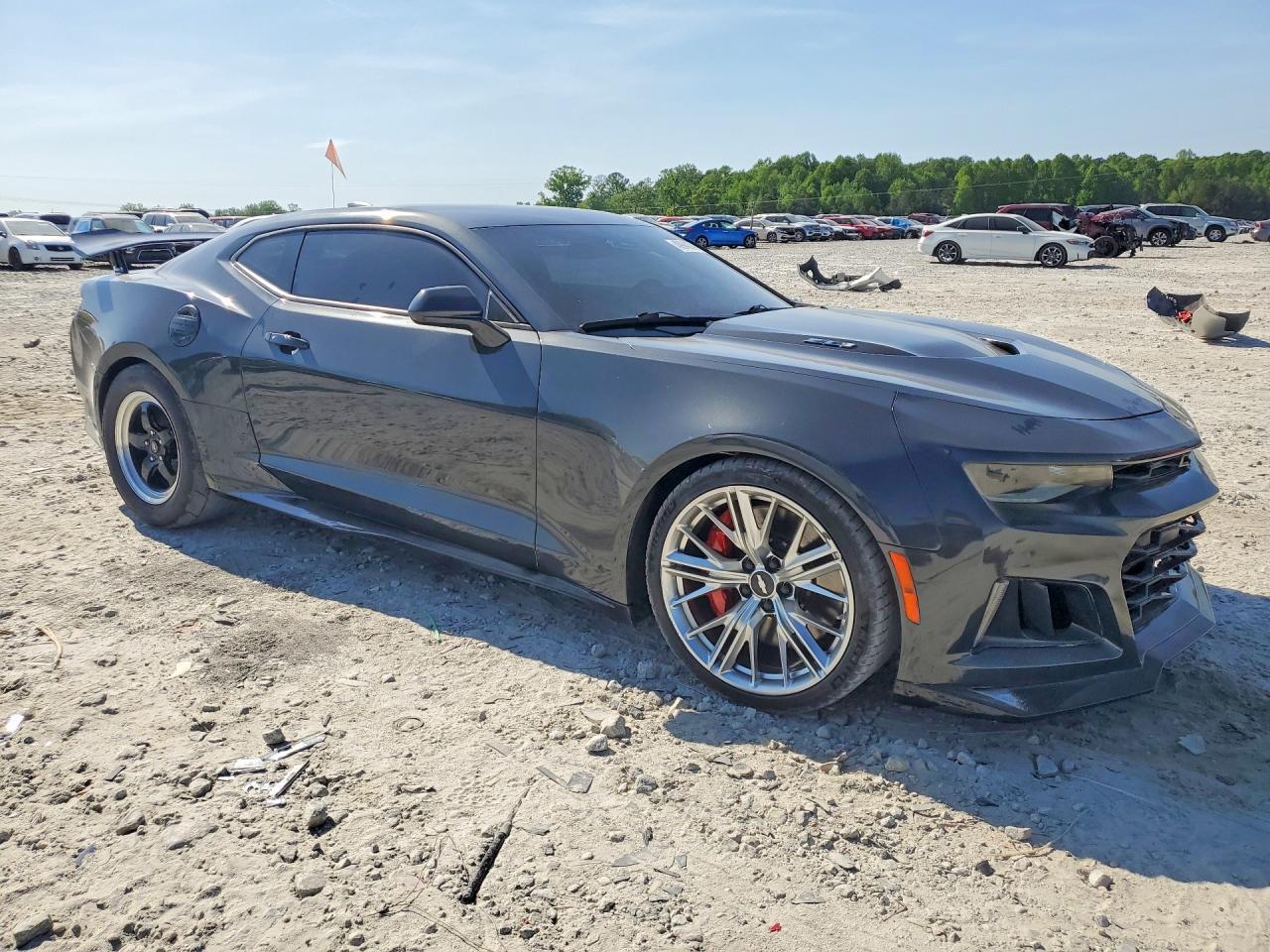 2018 Chevrolet Camaro Zl1 - Image 4