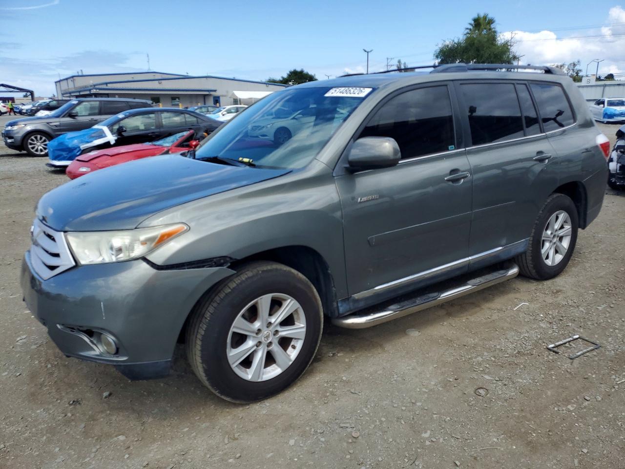 2013 Toyota Highlander Plus