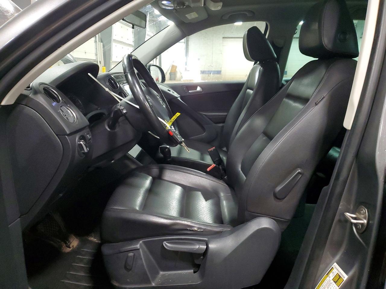 2013 Volkswagen Tiguan S - Фото 7