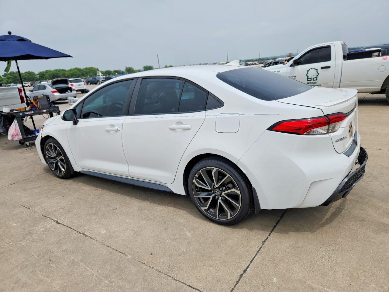 2021 Toyota Corolla Se - Фото 2