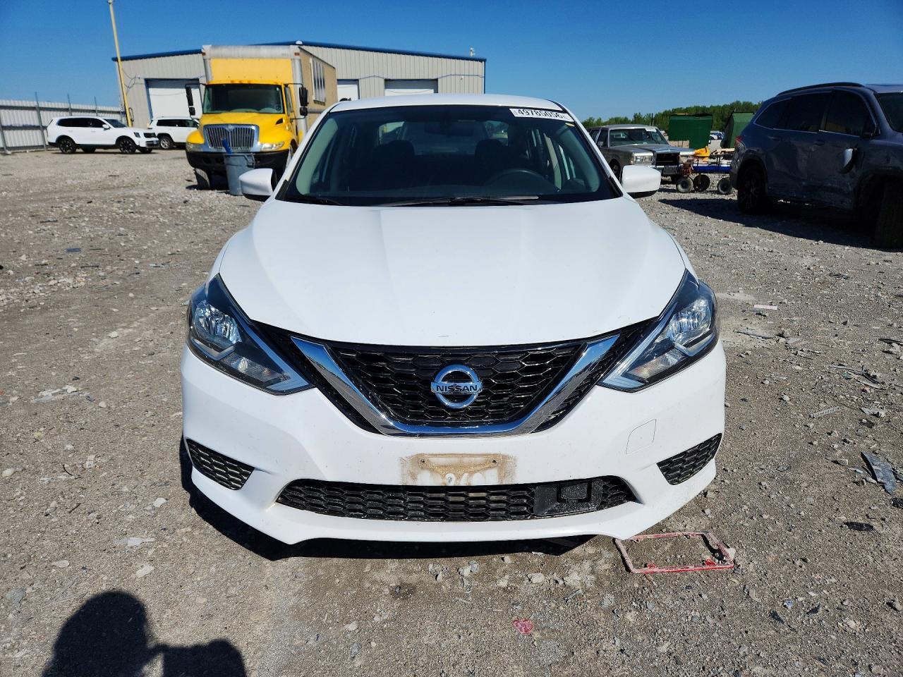 2018 Nissan Sentra S - Image 5