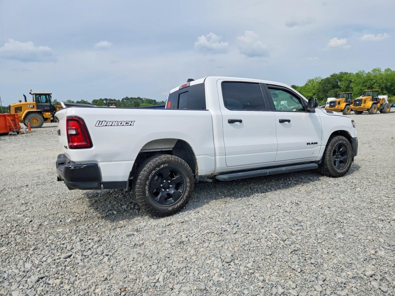 2025 Ram 1500 Tradesman - Фото 3