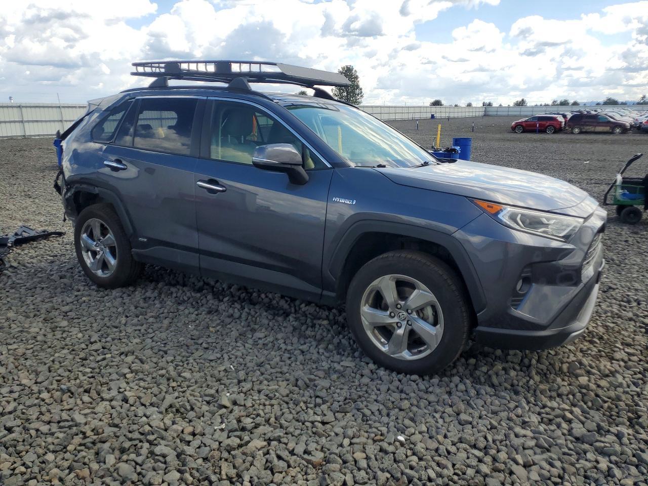 2020 Toyota Rav4 Limited - Image 4