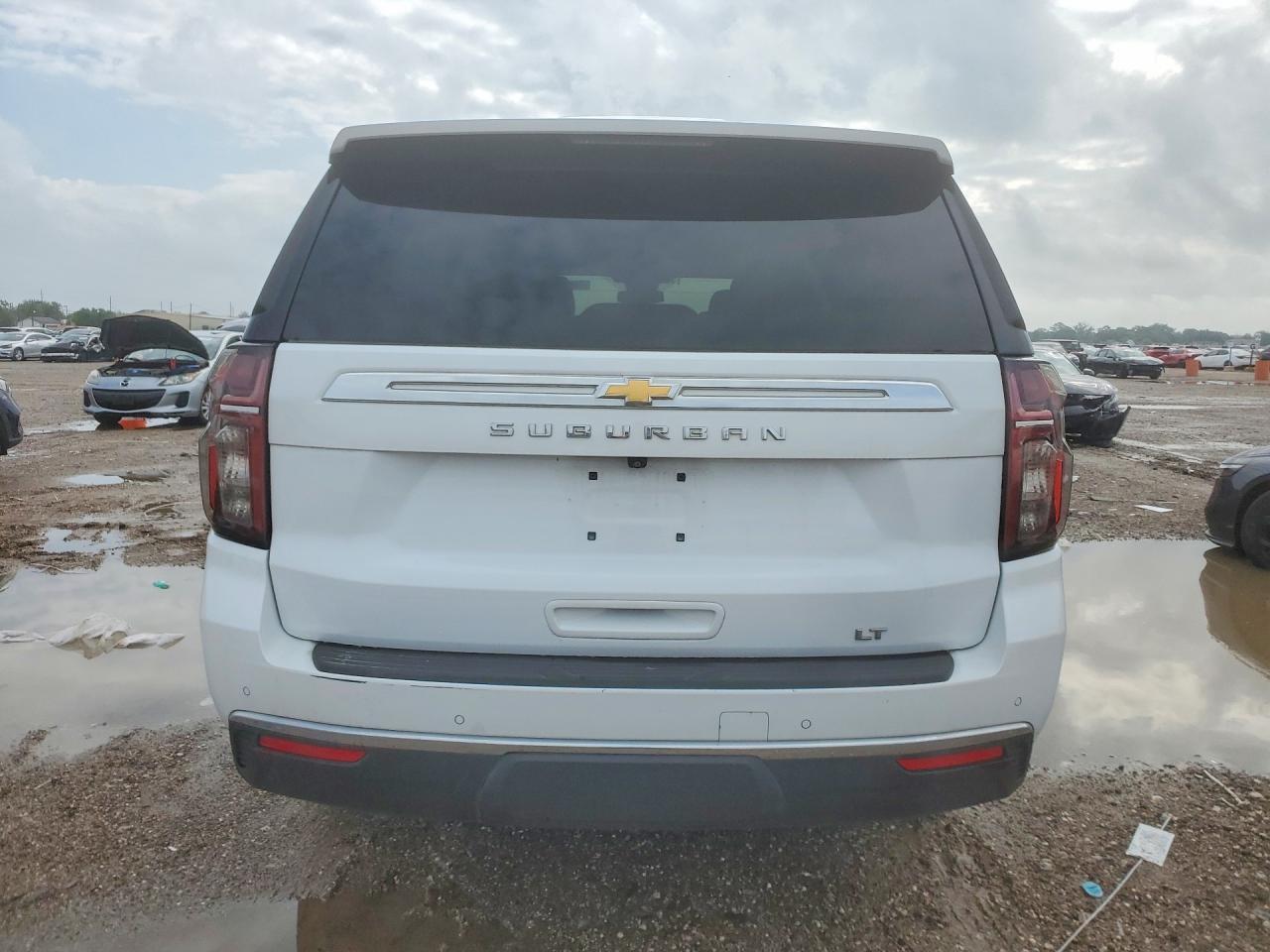 2024 Chevrolet Suburban K1500 Lt - Image 6