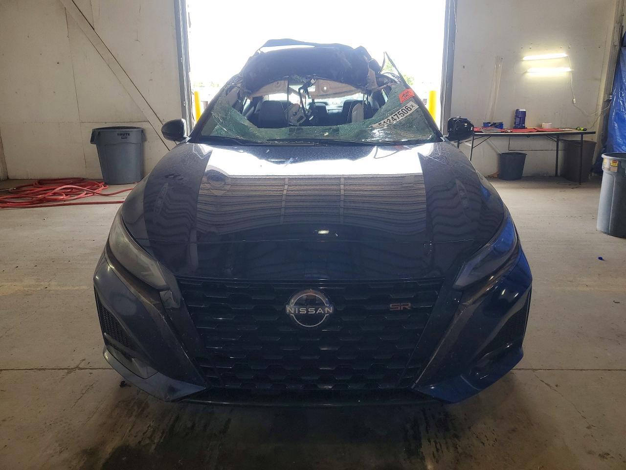 2023 Nissan Altima Sr - Фото 5