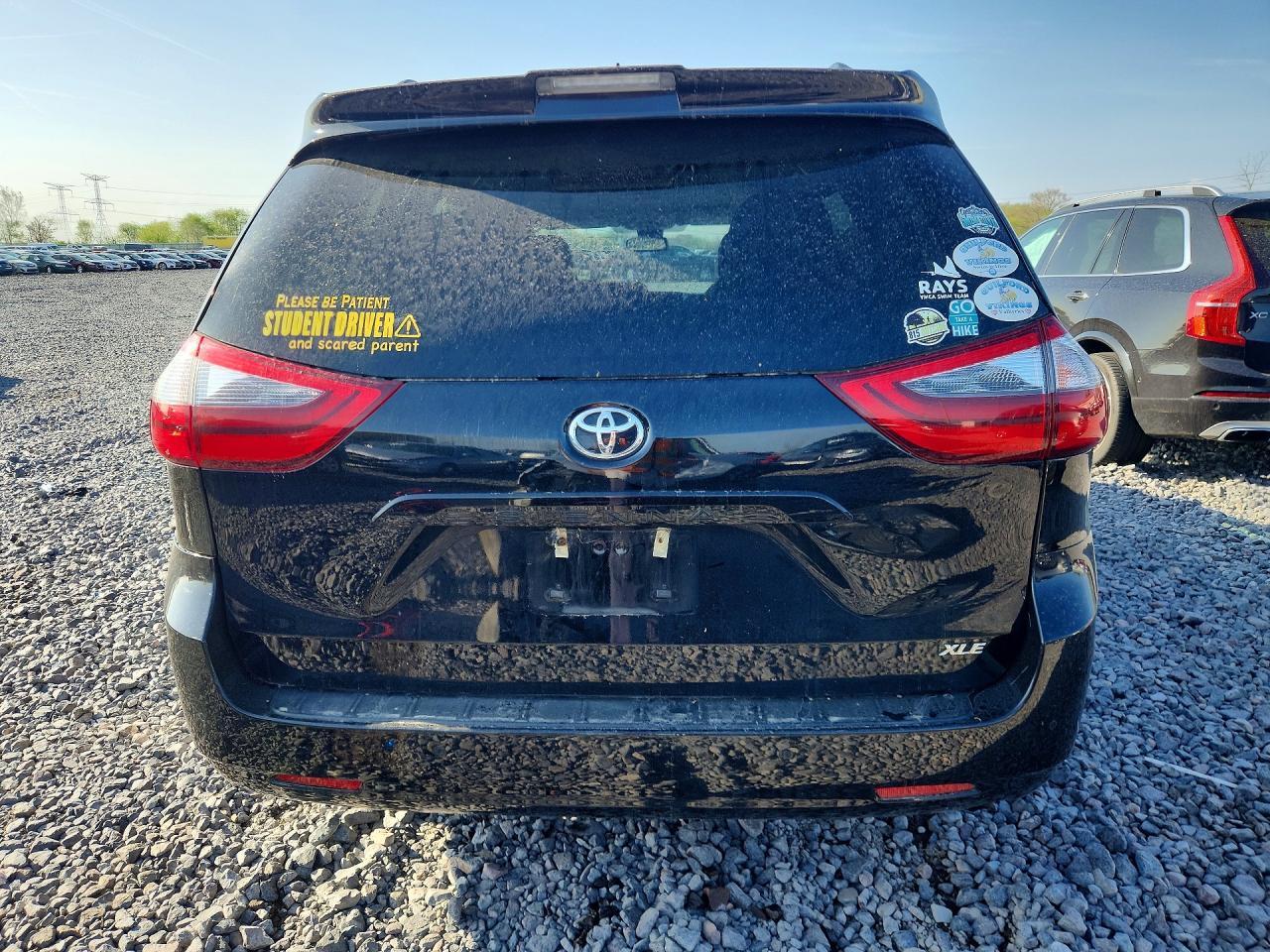 2020 Toyota Sienna Xle Premium 8-Passenger - Image 6
