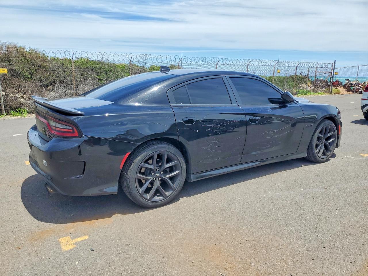 2020 Dodge Charger R - Фото 3