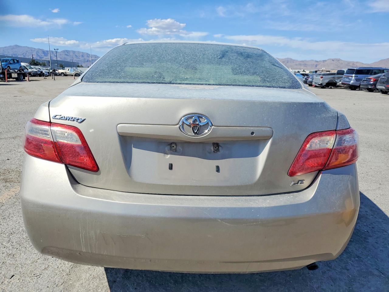 2007 Toyota Camry Le - Image 6