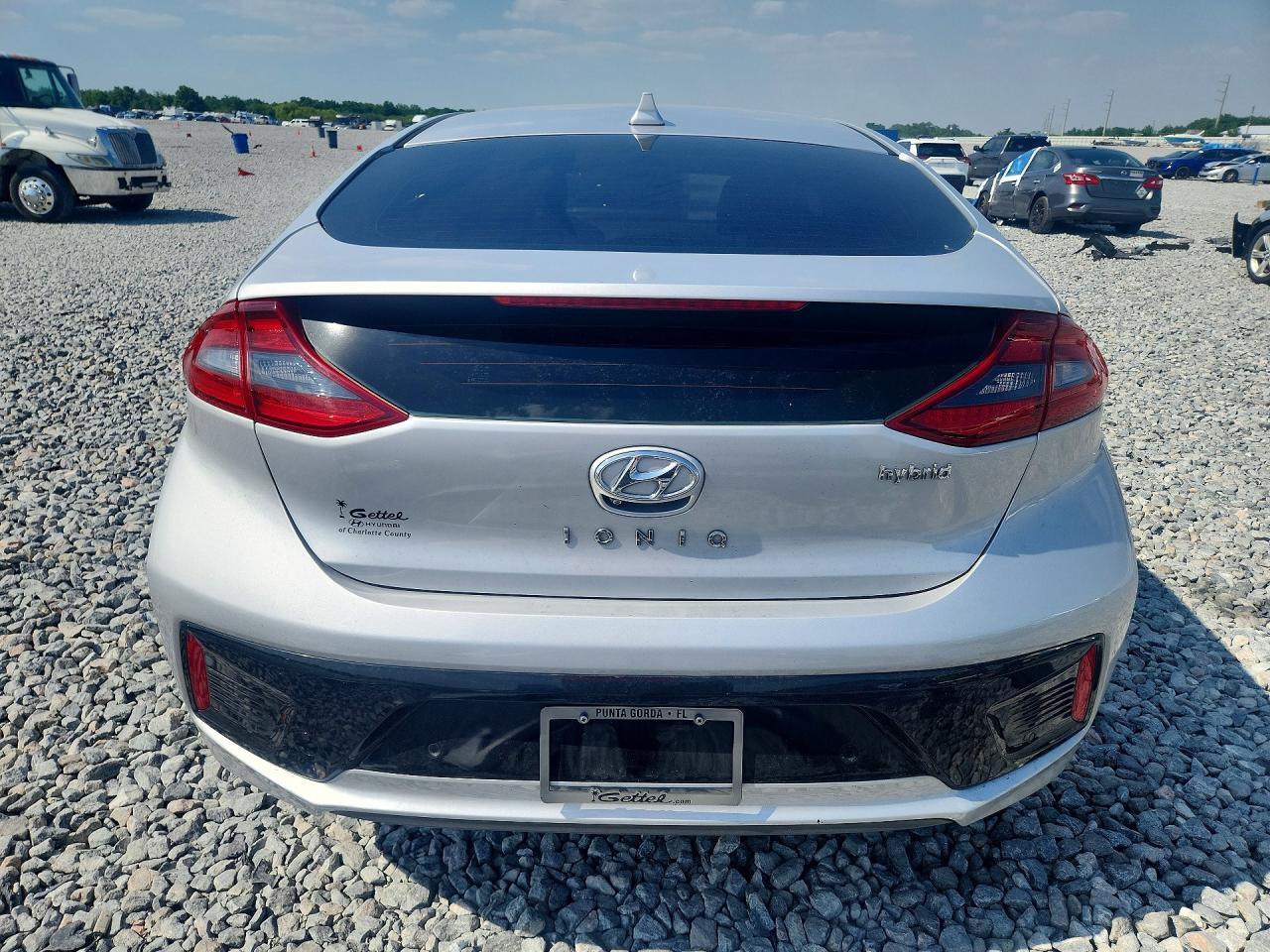 2019 Hyundai Ioniq Limited - Image 6