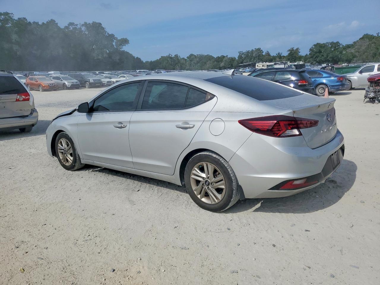 2020 Hyundai Elantra Value Edition - Image 2