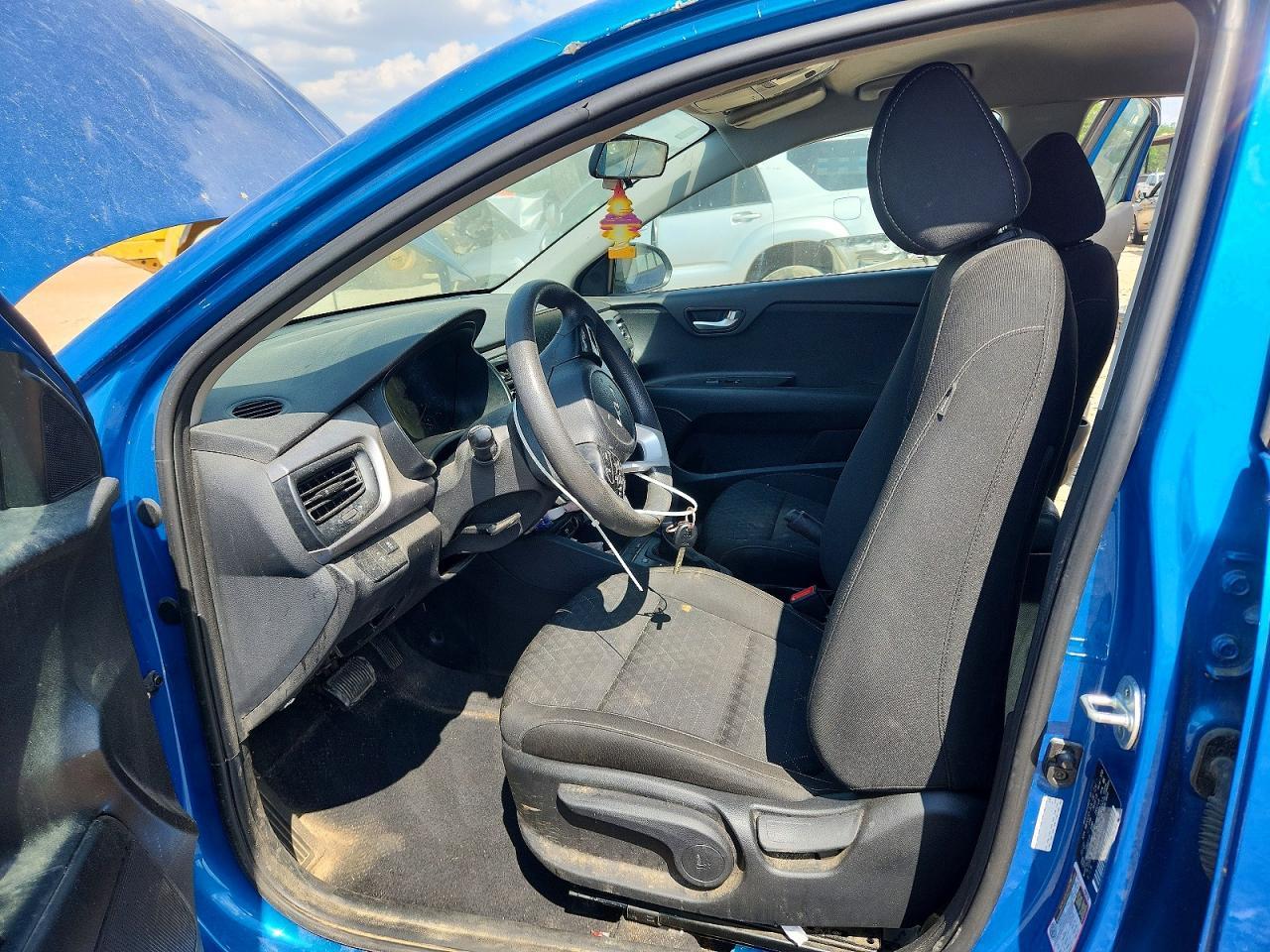 2023 Kia Rio S - Фото 7