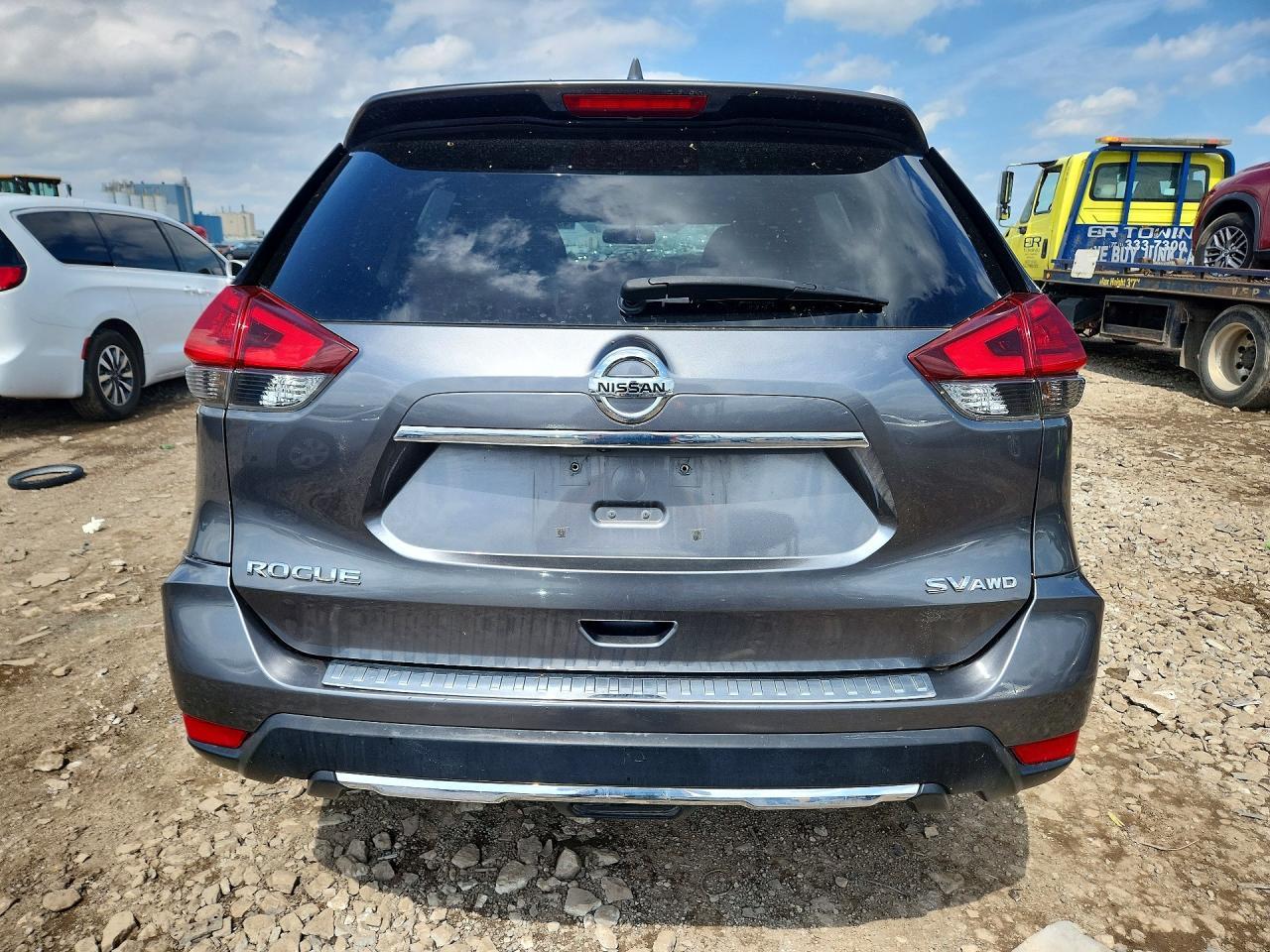 2017 Nissan Rogue Sv - Image 6