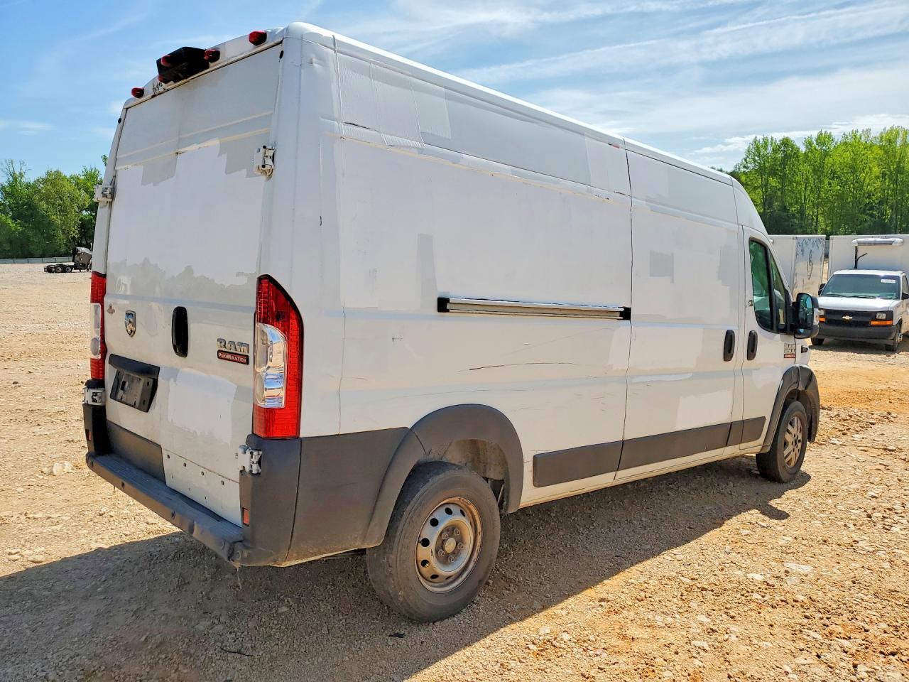 2021 Ram Promaster 2500 Delivery Van - Фото 3