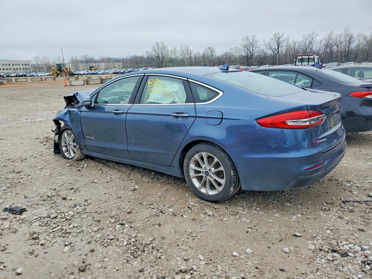 2019 Ford Fusion Sel - Фото 2