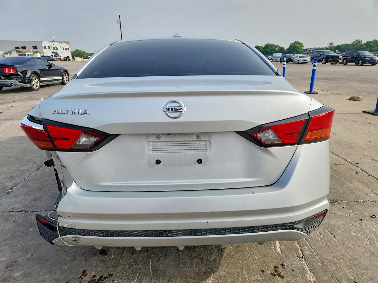2020 Nissan Altima S - Image 6