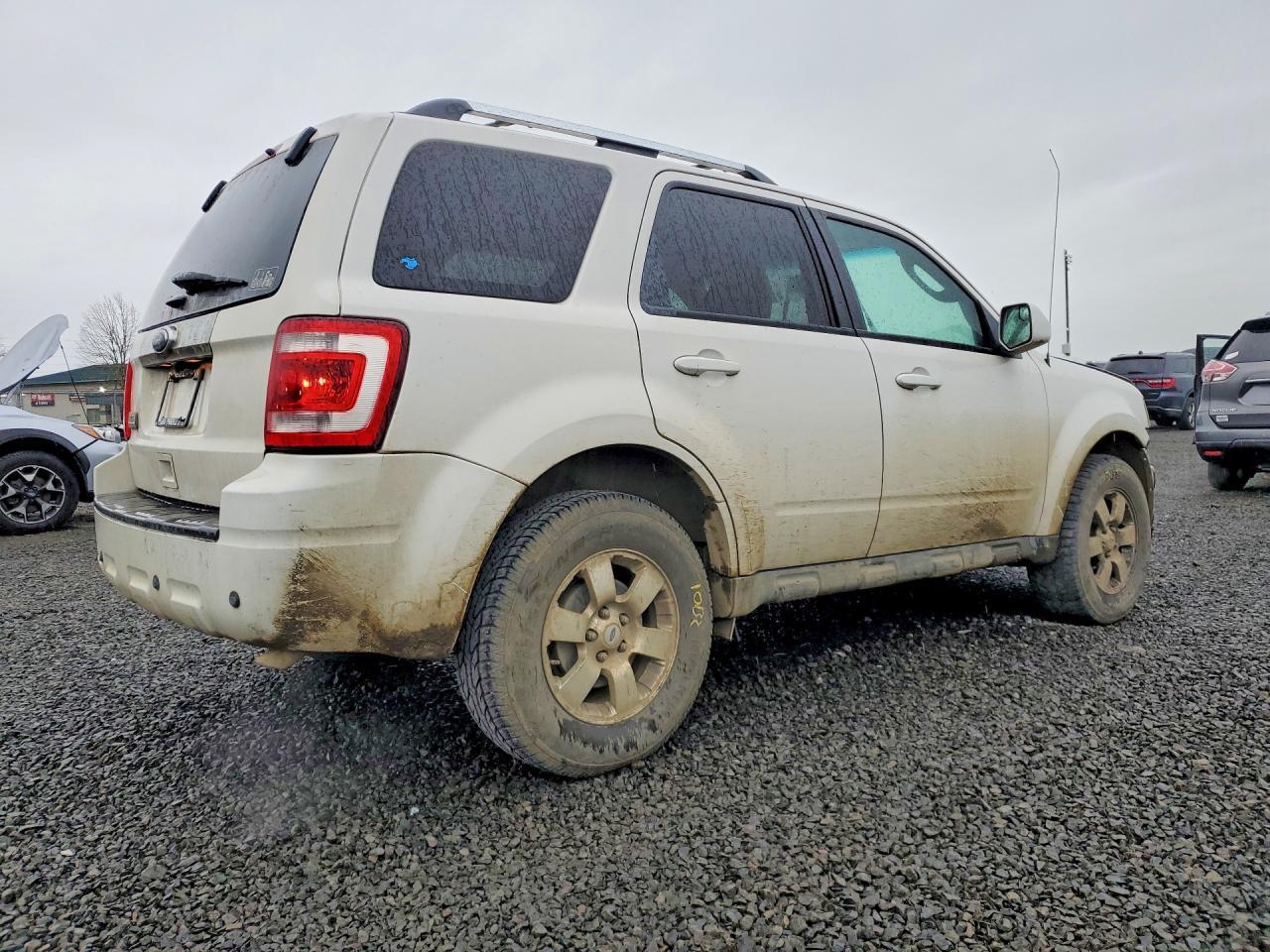2012 Ford Escape Limited - Image 3