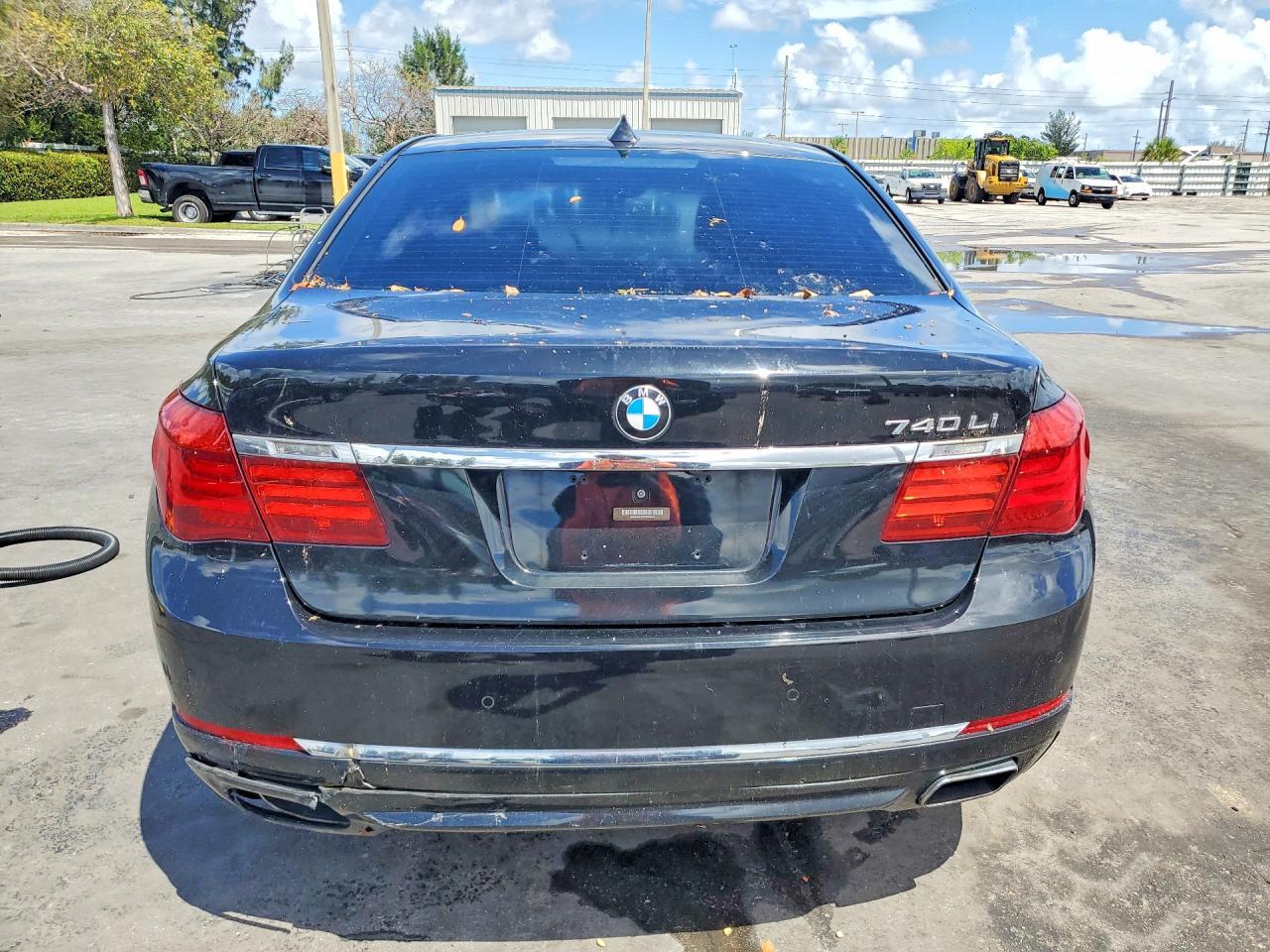 2015 BMW 740 Li - Image 6
