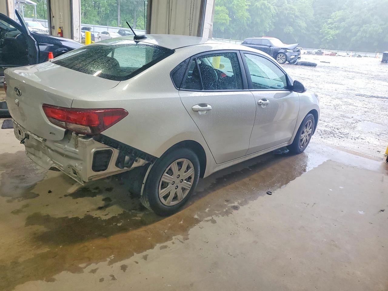 2021 Kia Rio Lx - Image 3
