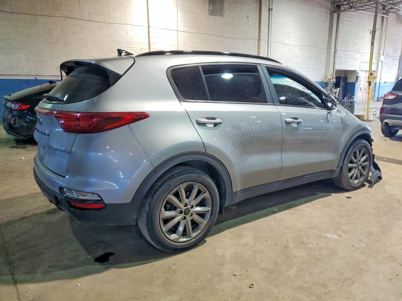 2022 Kia Sportage Nightfall - Image 3