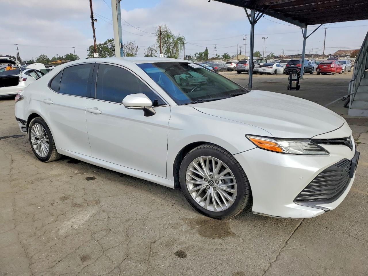 2018 Toyota Camry Xle - Фото 4
