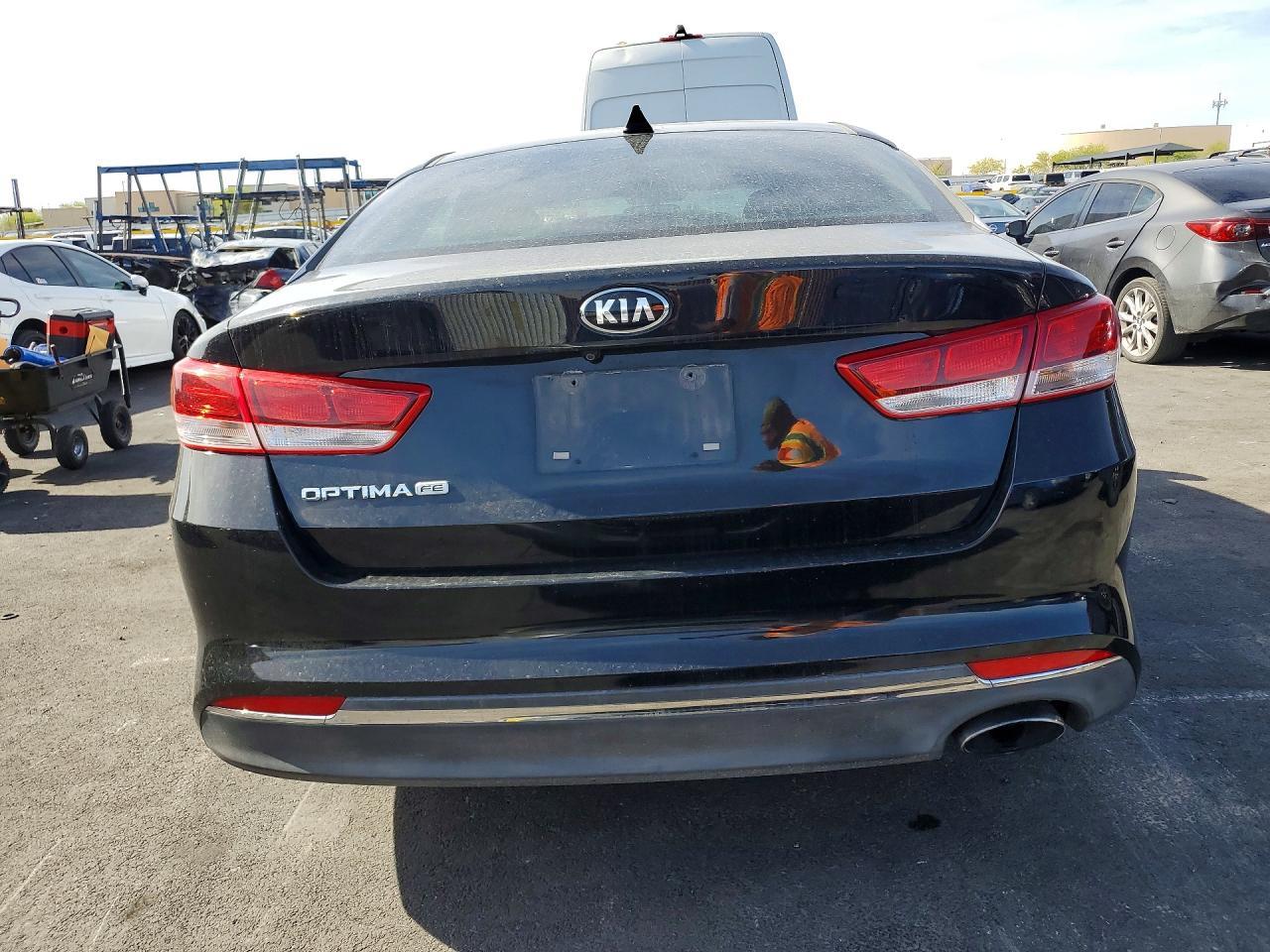 2016 Kia Optima - Image 6