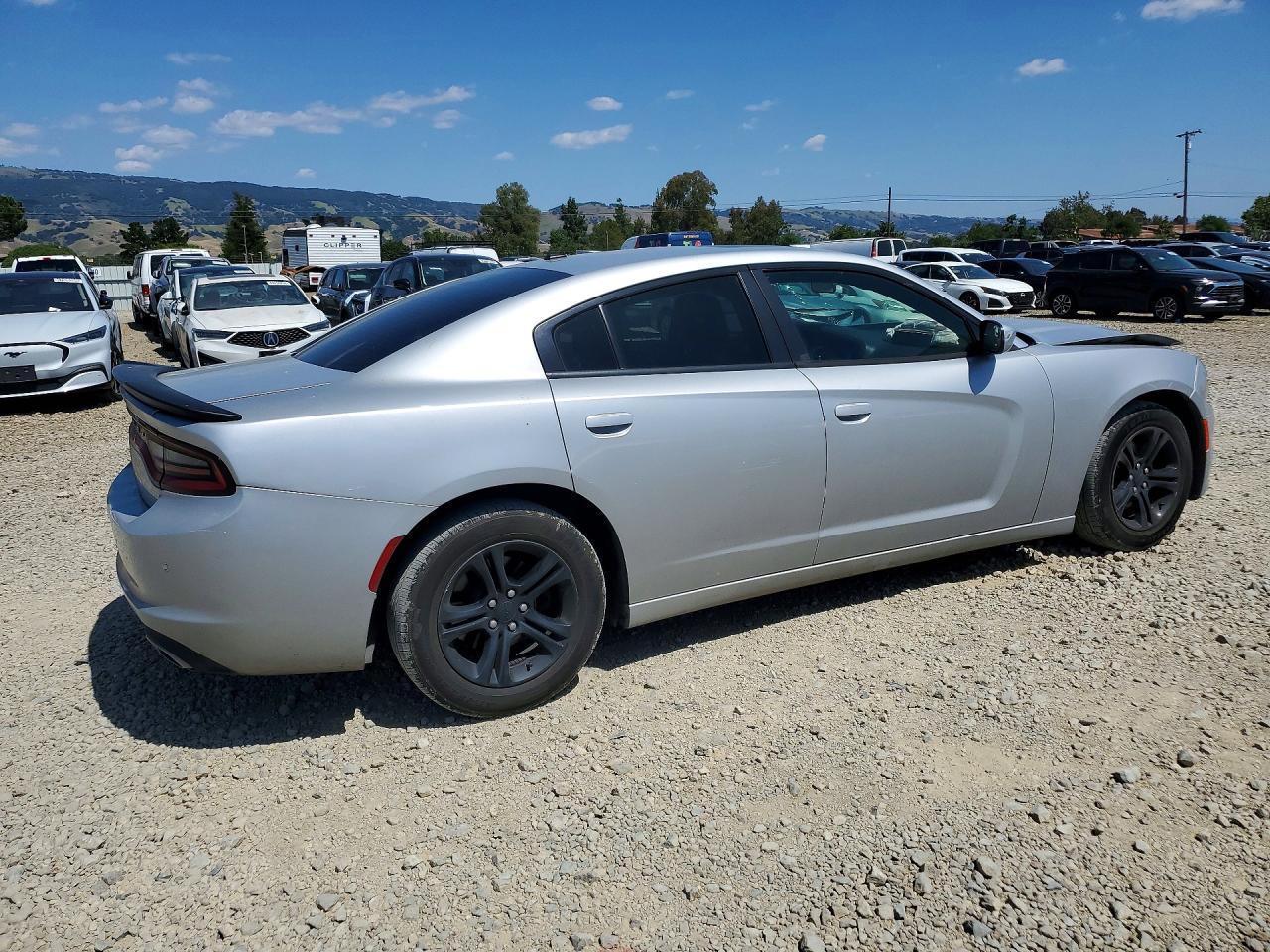 2019 Dodge Charger Sxt - Фото 3