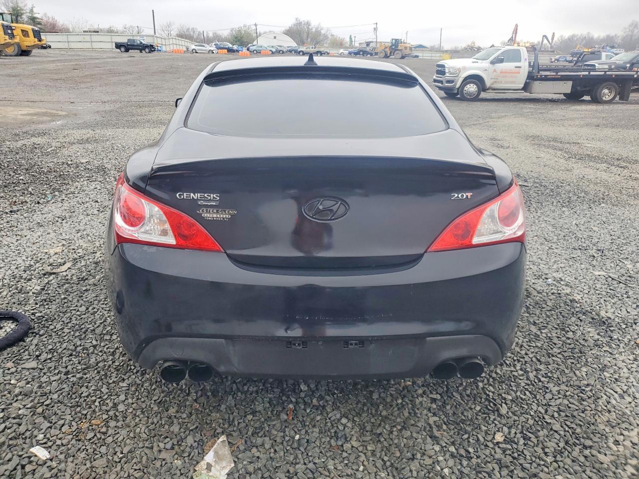 2010 Hyundai Genesis Coupe 2.0T - Фото 6