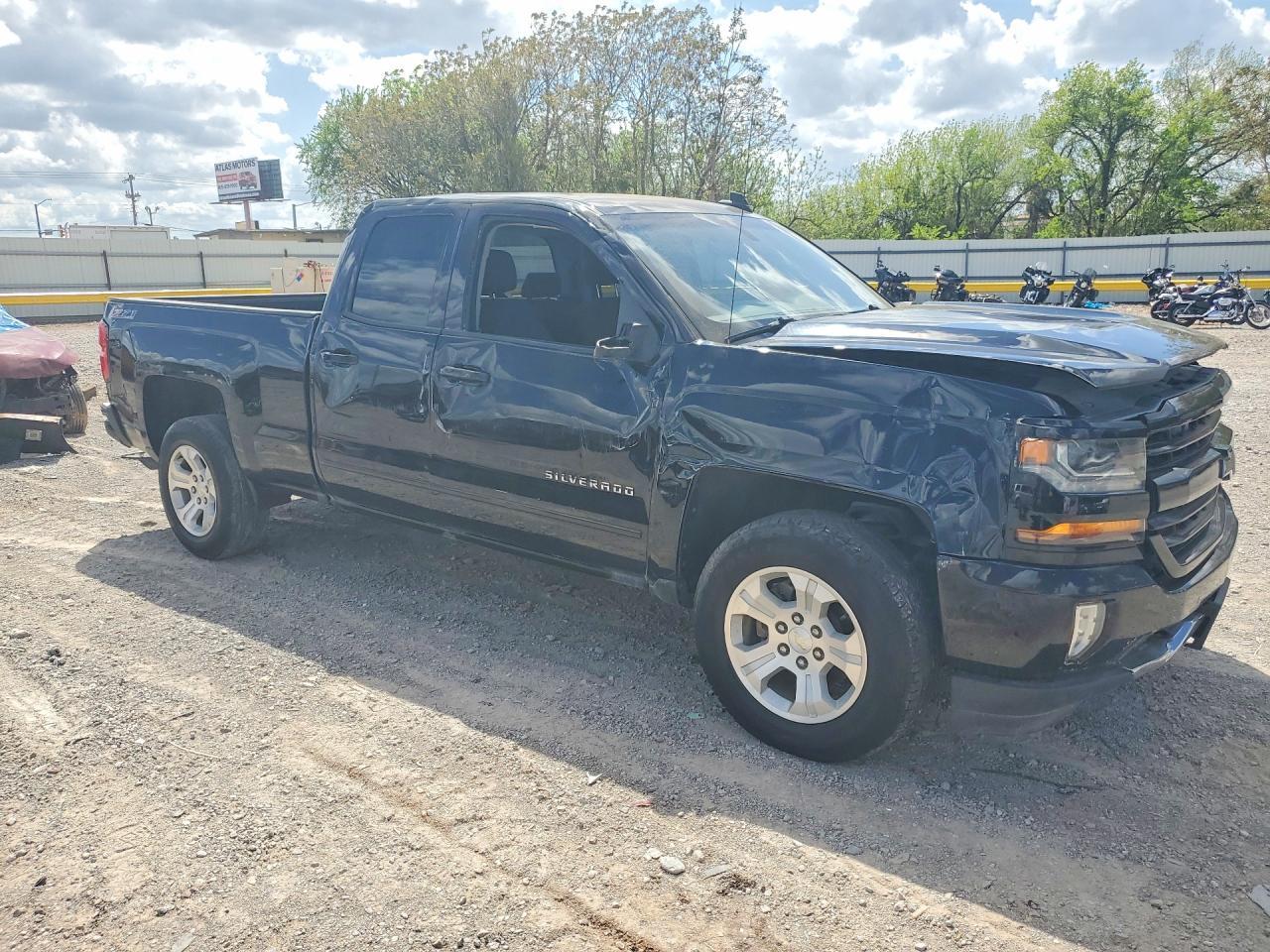 2017 Chevrolet Silverado K1500 Lt - Фото 4