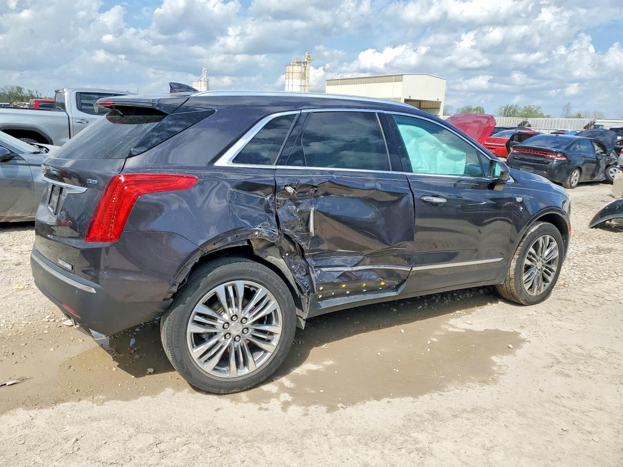 2017 Cadillac Xt5 Premium Luxury - Фото 3