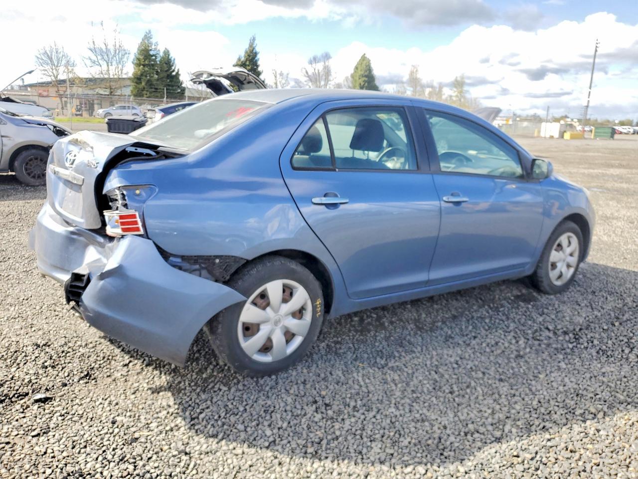 2007 Toyota Yaris Base - Фото 3