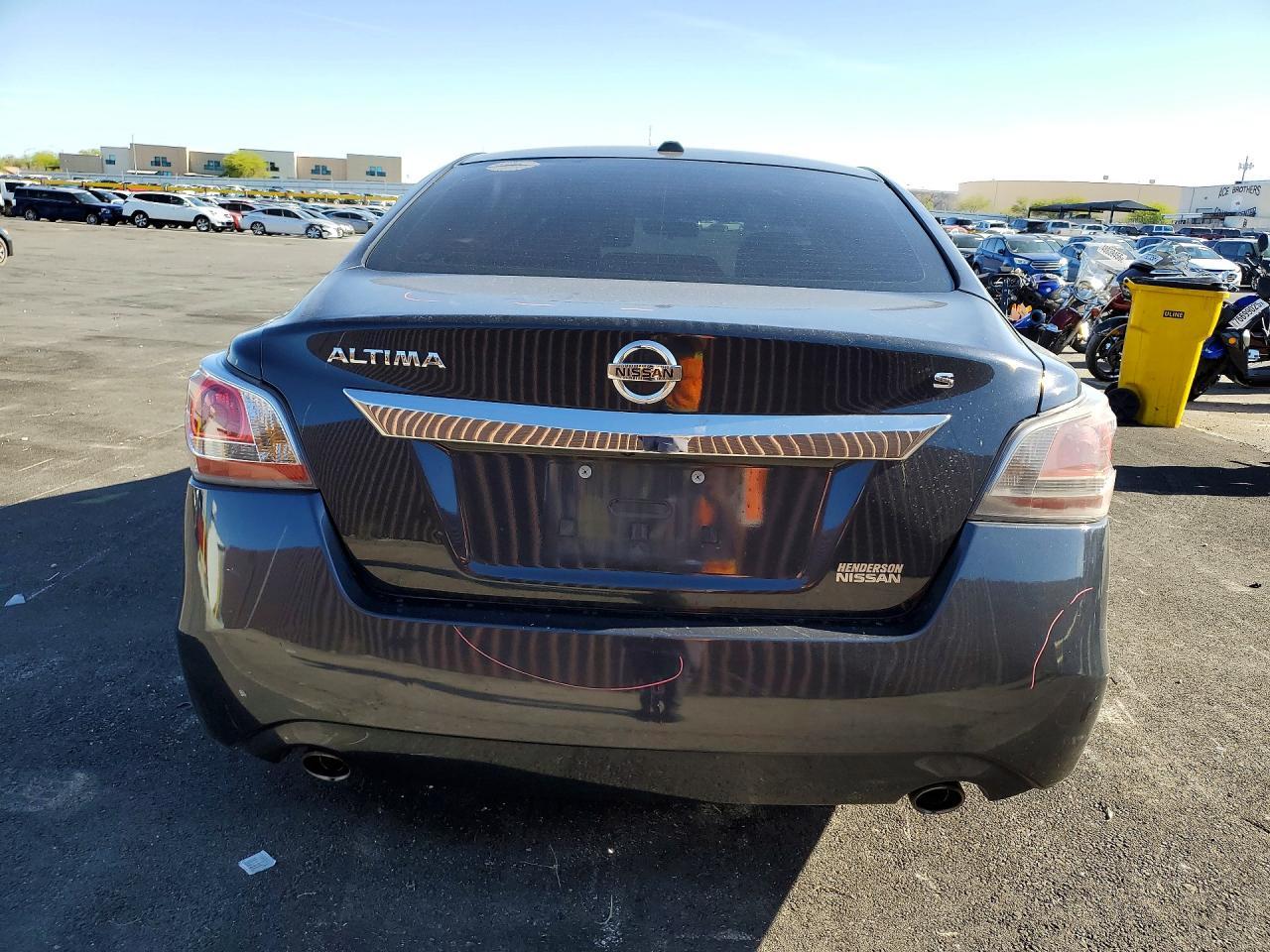 2015 Nissan Altima 2.5 S - Фото 6