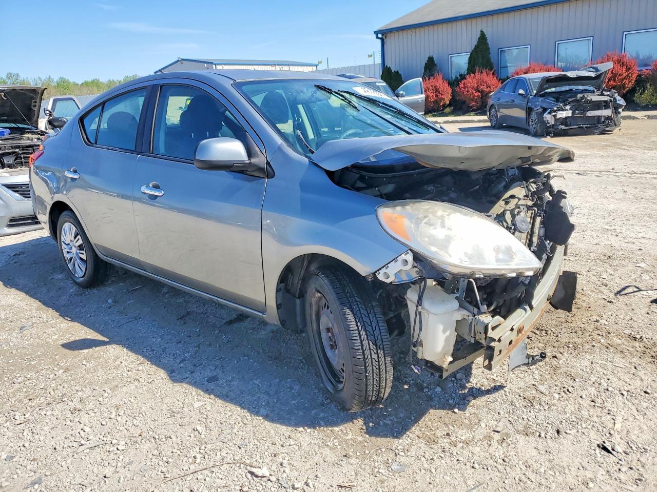 2013 Nissan Versa 1.6 S - Image 4